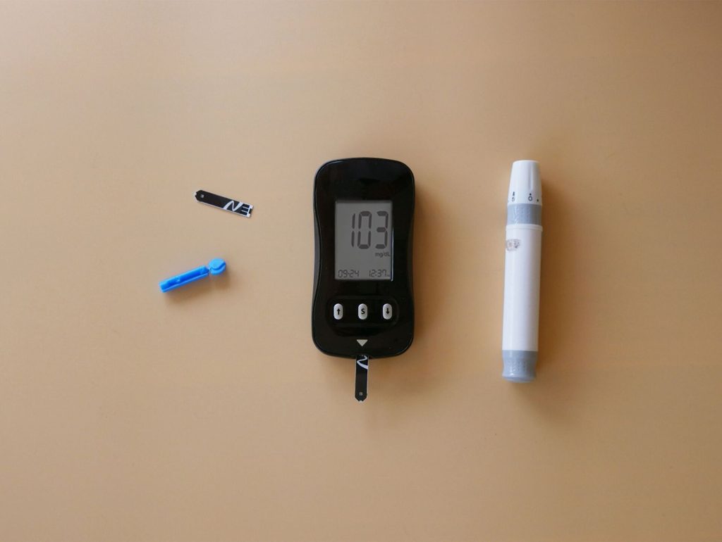 How to bundle diabetic supplies with test strips, CGM sensors, lancets, and other products organized for shipment