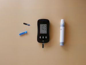 How to bundle diabetic supplies with test strips, CGM sensors, lancets, and other products organized for shipment